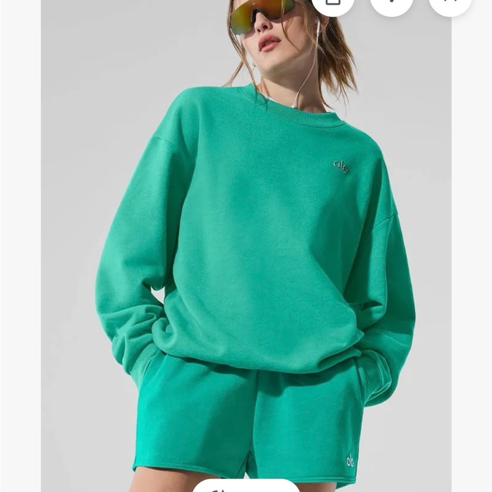 ALO spruce green shorts sweat set!